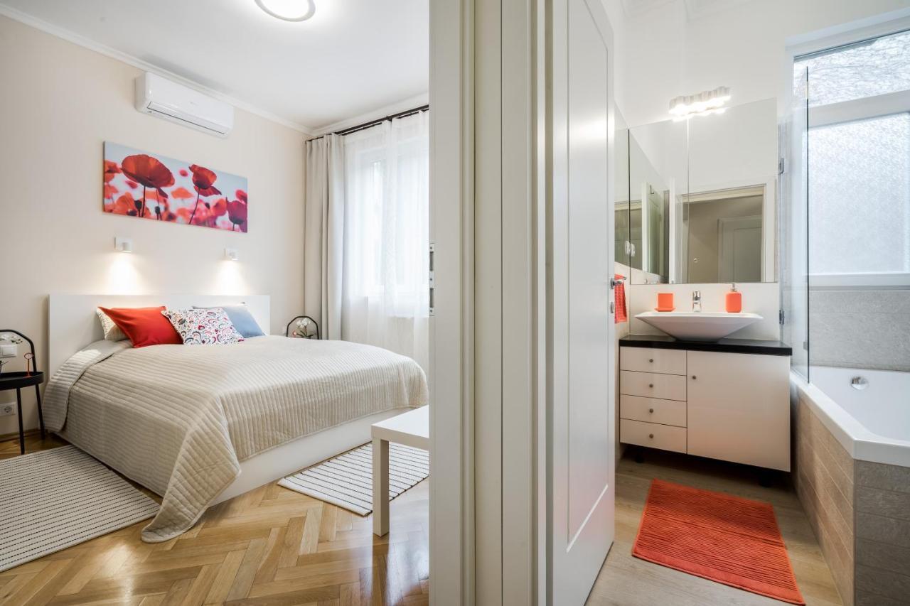 Bpr Danube Panoramic Suite Budapest Bagian luar foto